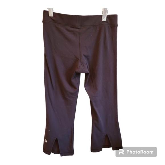 Lululemon Athletica Black Cropped Wide Leg Leggings - Picture 4 of 7